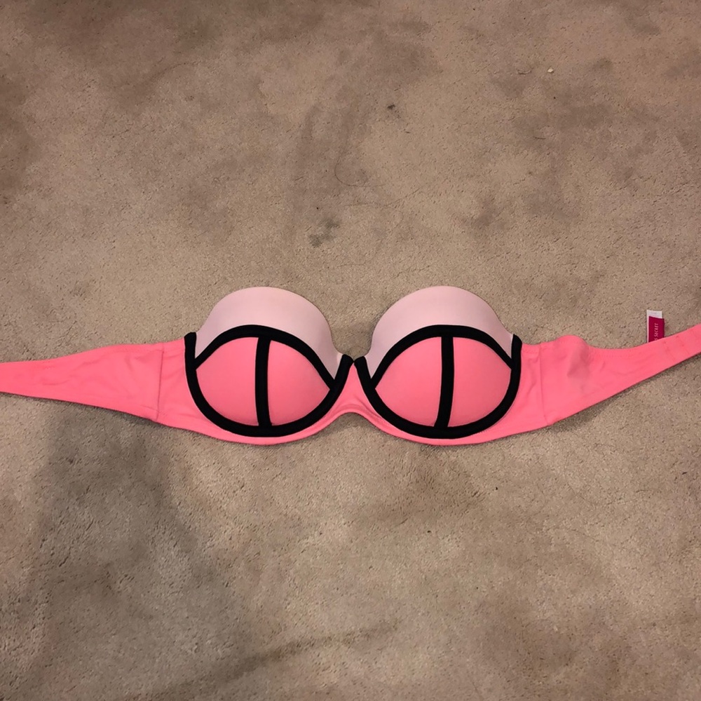 Victoria’s Secret Bathing Suit Top